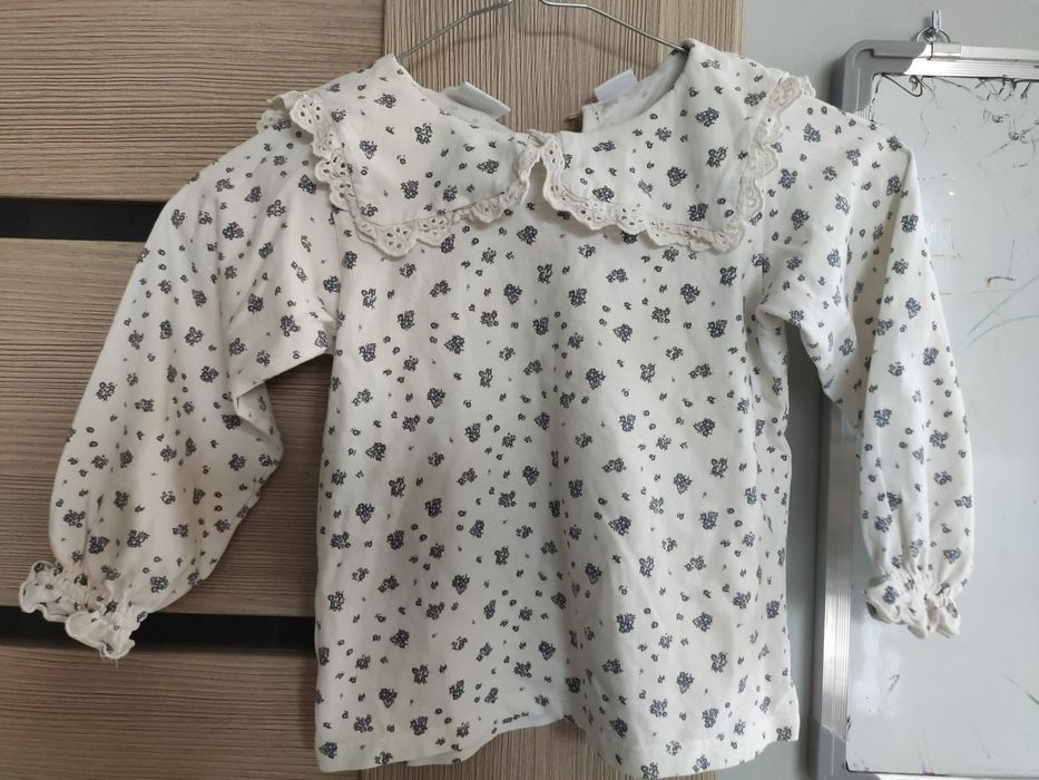 Bluzka z kołnierzykiem Zara 98