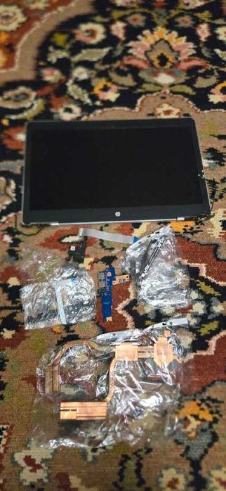 HP Pavilion 17-ab207ur на запчастини