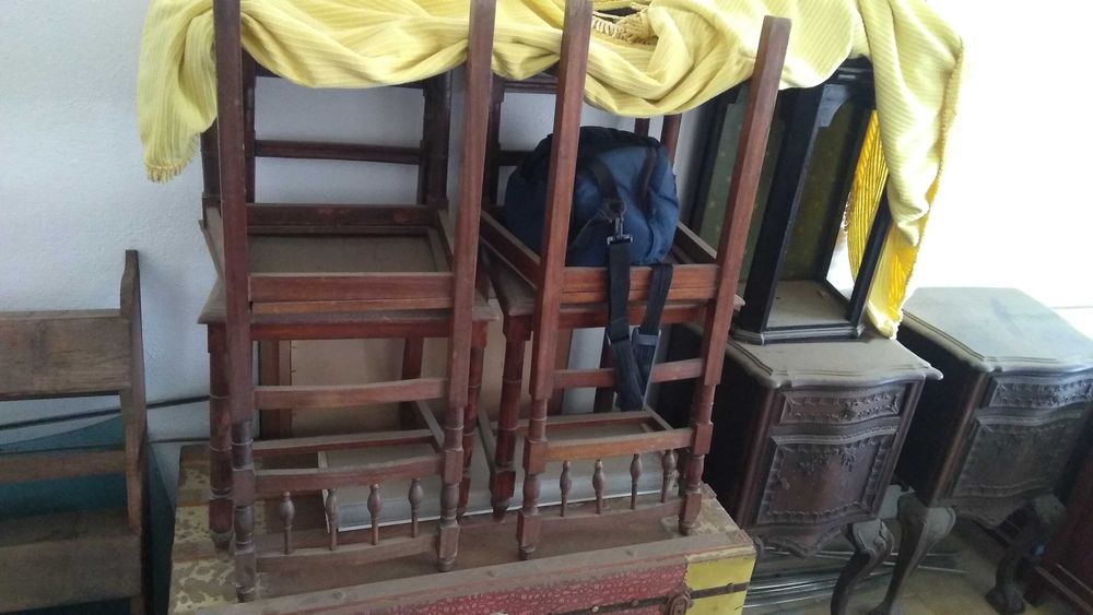 Móveis de antiquario