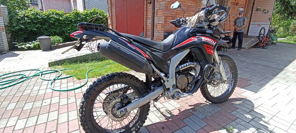 мотоцикл Voge 300 rally