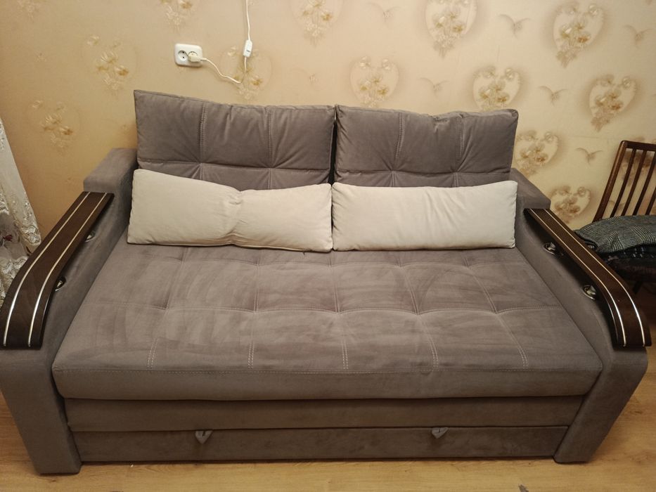 Розкладний диван