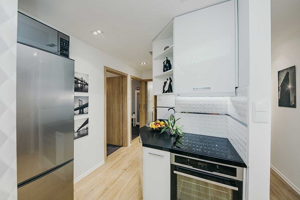 Pokój DELUX do wynajęcia przy stacji metra RONDO ONZ