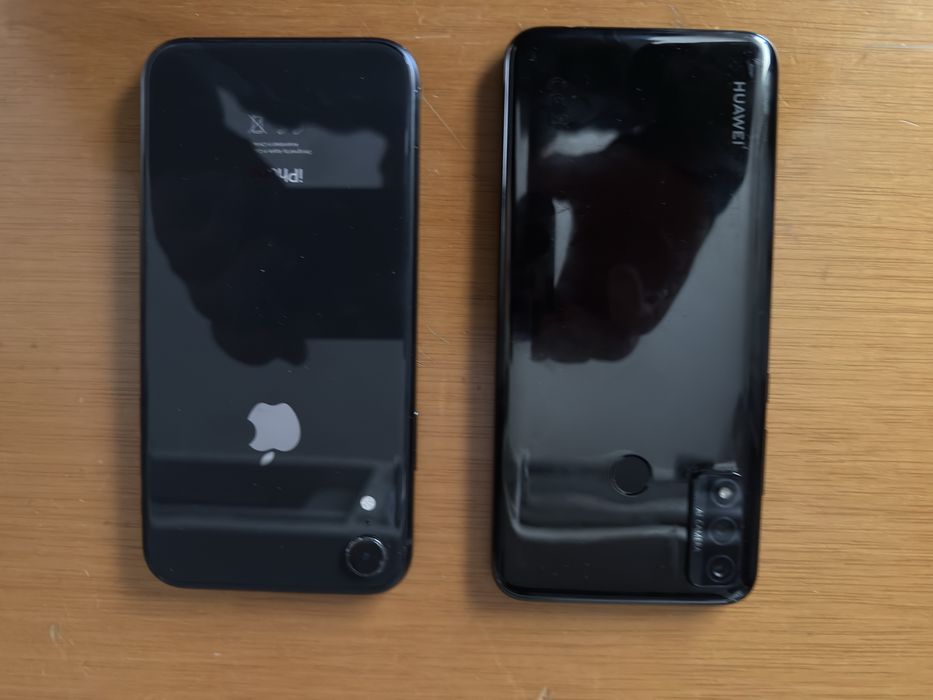 Iphone xr 64gb  + Huawei P2020