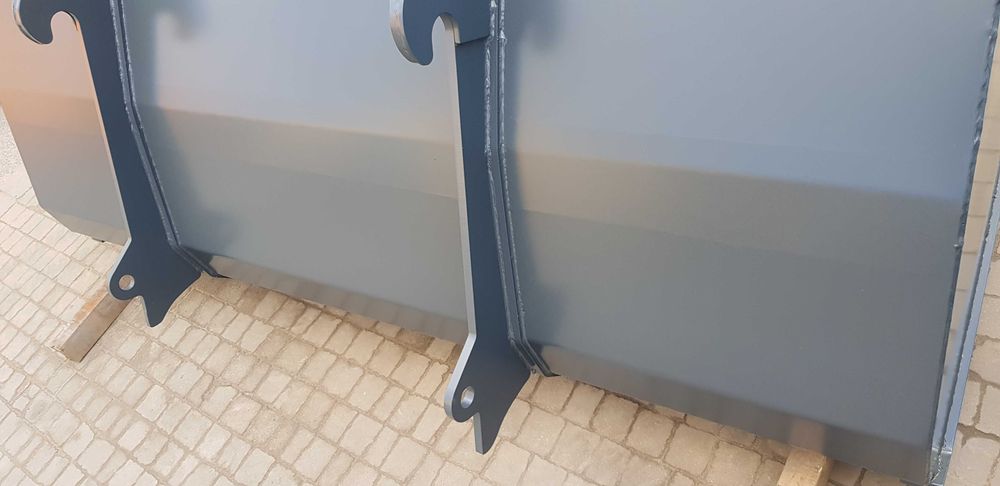 łyżka objętościowa manitou merlo bobcat zboże trociny duża jcb kramer