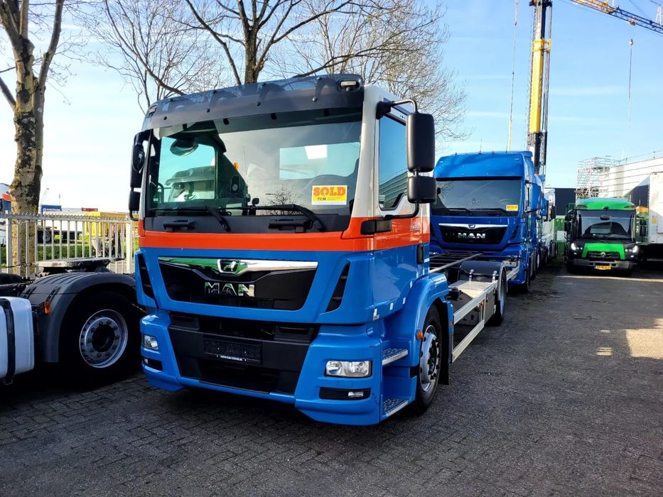 MAN TGM 18.250  do zabudowy / BDF /urządzenie hakowe AXOR  hakowiec /18 TON