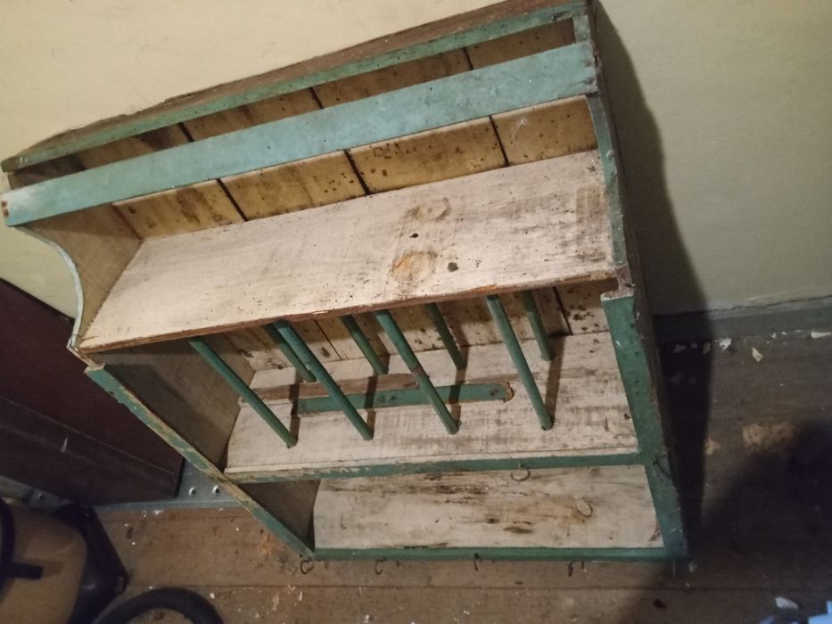 Armário madeira rústico antigo.