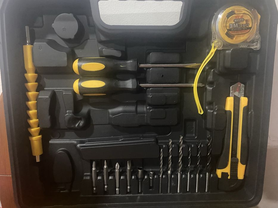 Aparafusadora de 21v em amarelo
