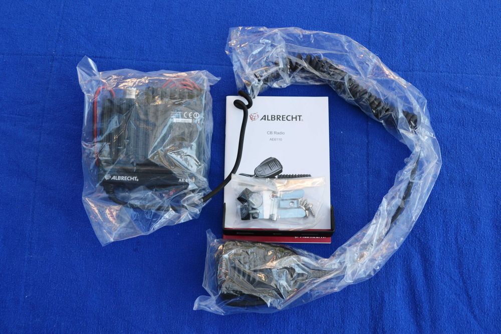 CB Radio ALBRECHT AE 6110 4W - Mini - AM / FM - ASQ - RFG - EMG - NOWE -