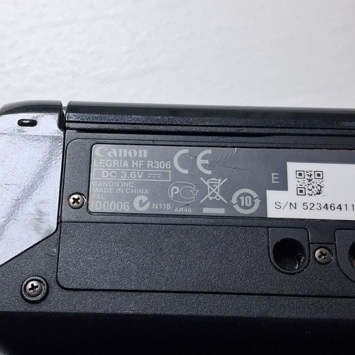 Видеокамера Canon HF R306
