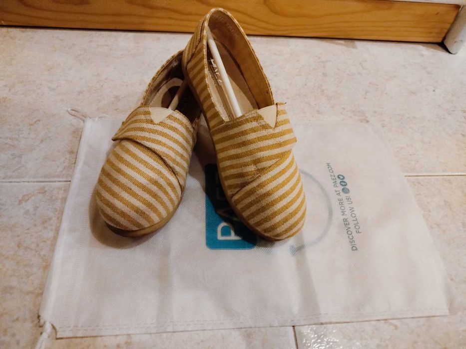 Sandálias Paez usadas 1 vez