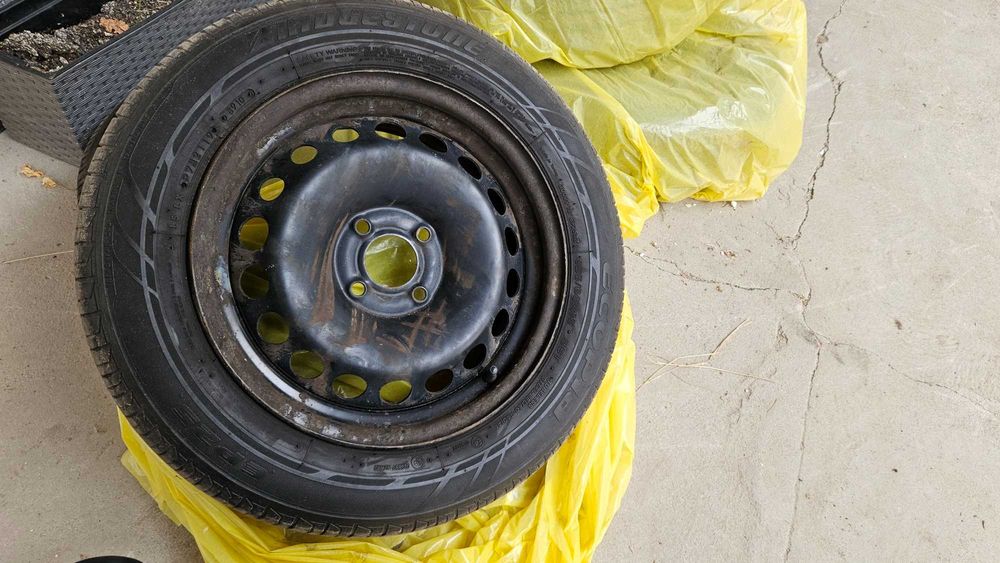 Koła Bridgestone 185/65 R15