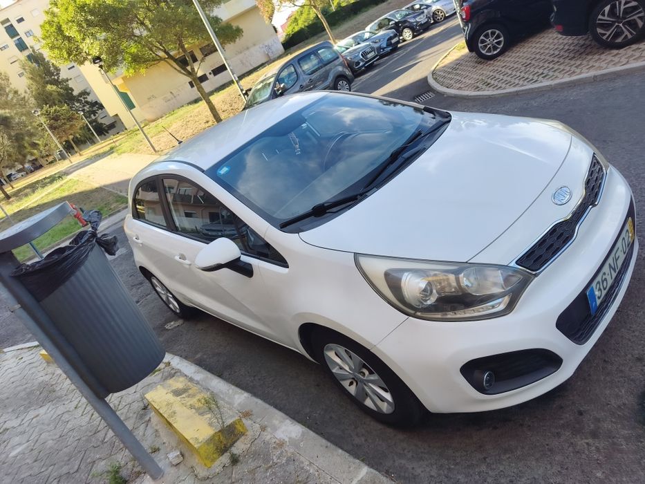 Kia rio 2012   carro de mulher — photo 3