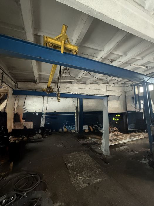 Приміщення під СТО