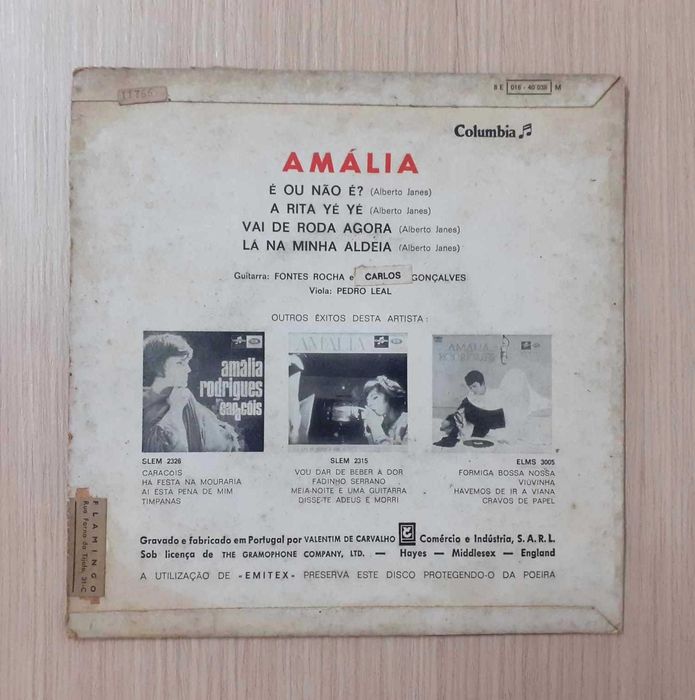 Amália Rodrigues - Canta Portugal / Amália Rodrigues - É ou não é 