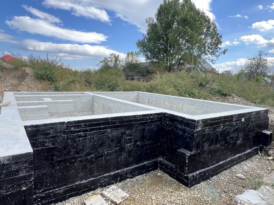 Будинок, особняк, котедж.