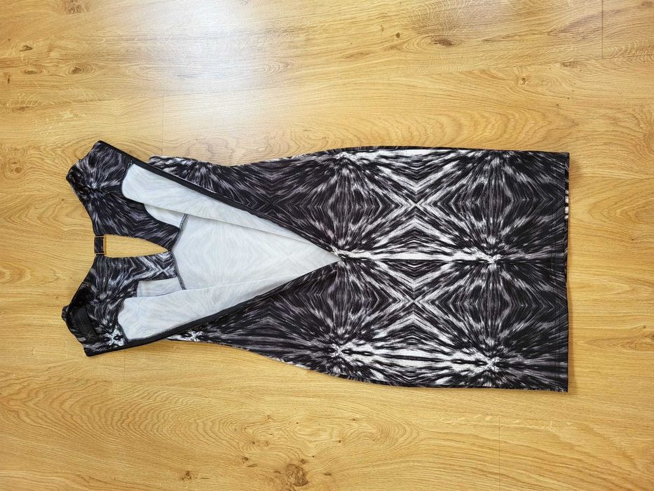 sukienka Kardashian Kollection + PREZENT
