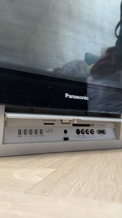 Телевізор Panasonic TH-42PA30