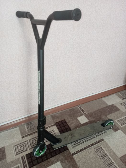 Самокат трюковый