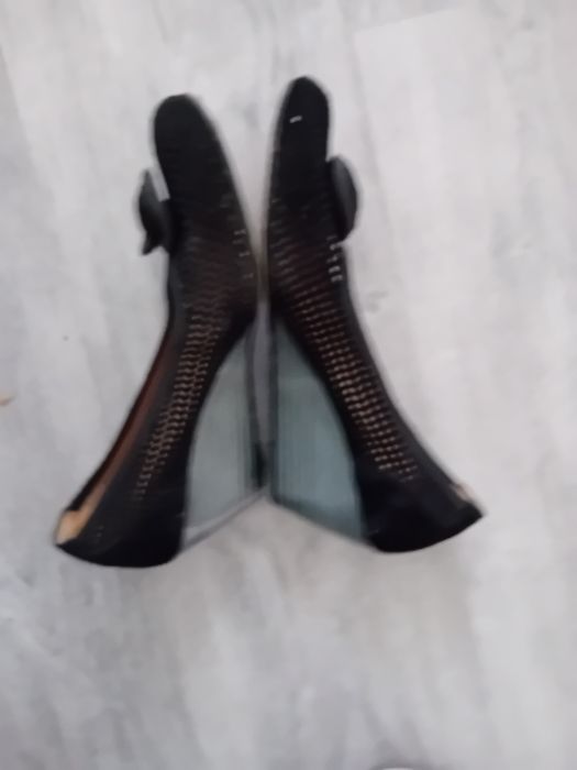 Buty damskie z siateczką Embis
