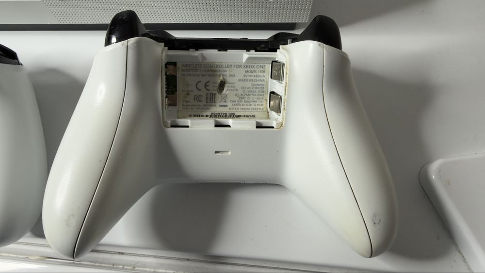 Consola XBOX ONE S 1TB