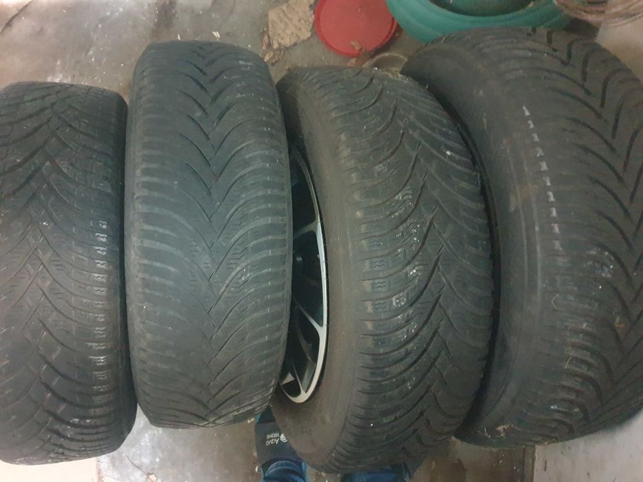 Felgi stalowe z oponami ZIMOWE 195/65/15 Renault Megane 5x114.3