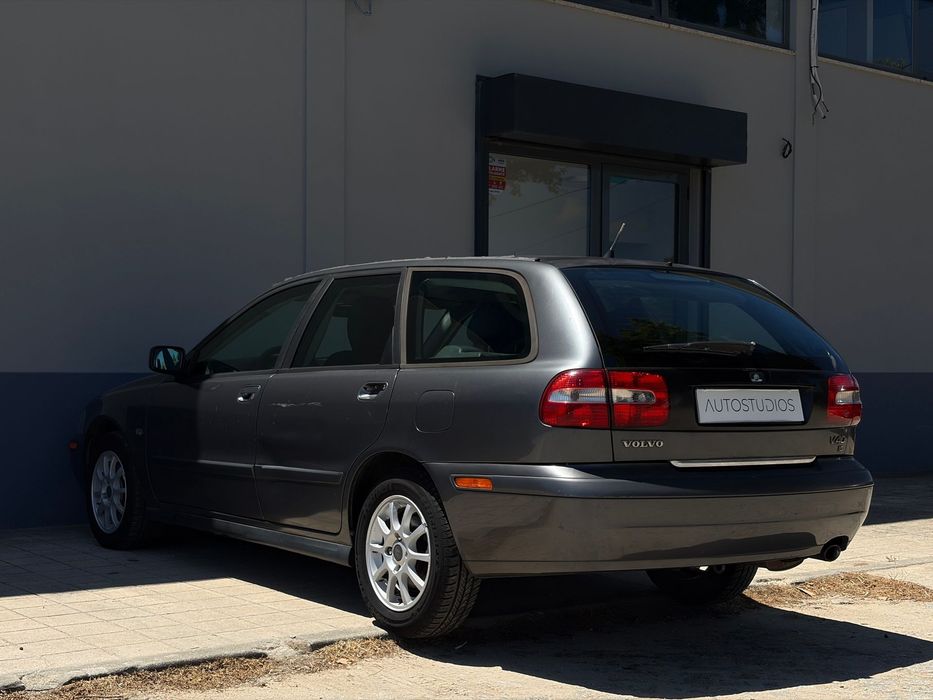 Volvo V40 1.6 Base foto 4