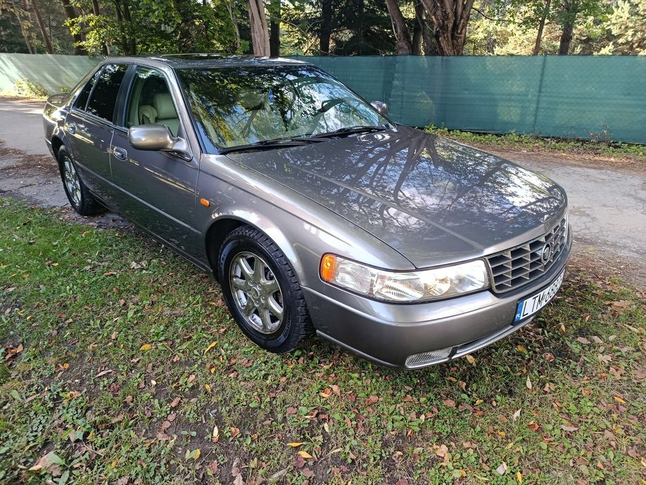 Cadillac STS