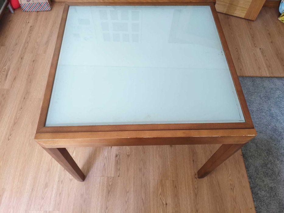 Mesa de jantar extensível em cerejeira + 4 cadeiras