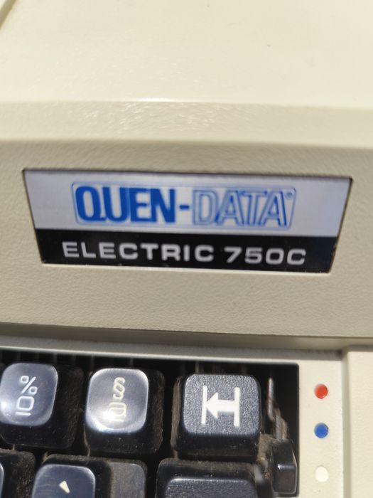 Máquina de escrever antiga