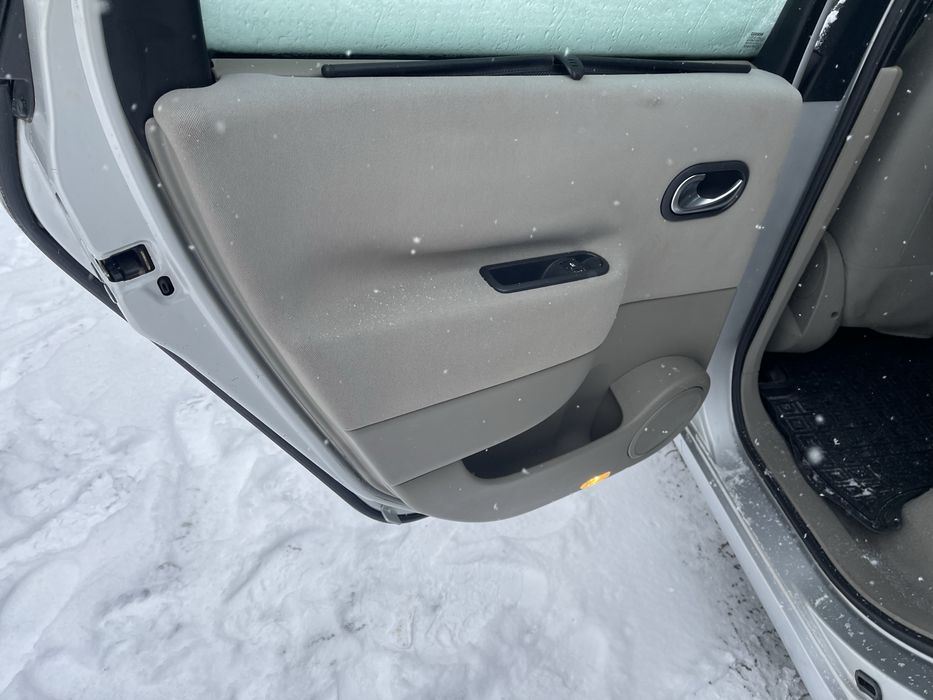 Продам хороший автомобиль