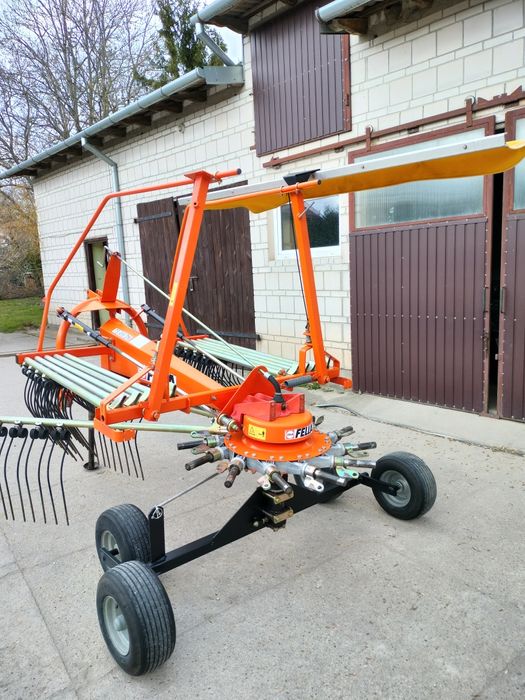 Zgrabiarka Fella TS456