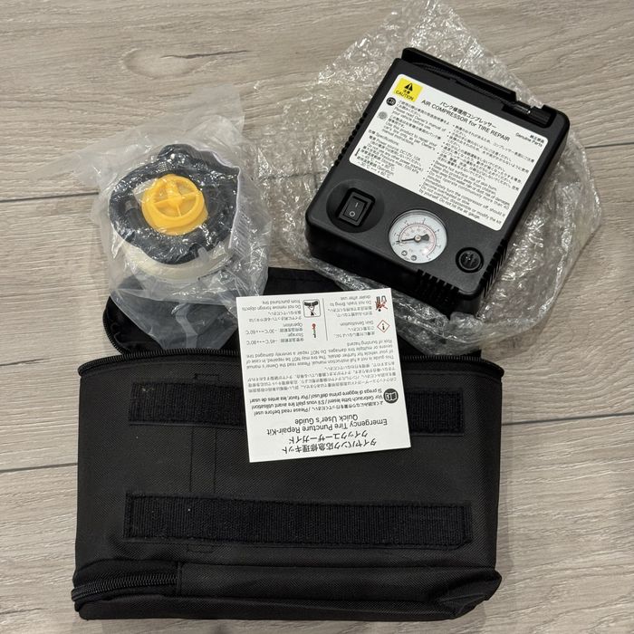 Автомобільний компресор з герметиком + сумка | Ремкомплект для шин