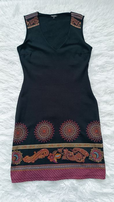 Nowa sukienka Desigual rozmiar M