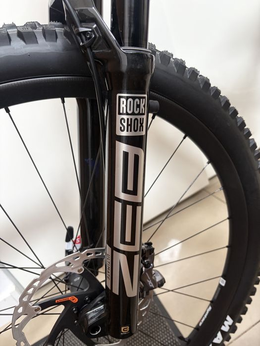 Rower elektryczny bez przebiegu Enduro Syntace 301-CE MK2 RACE Carbon 23,3 kg