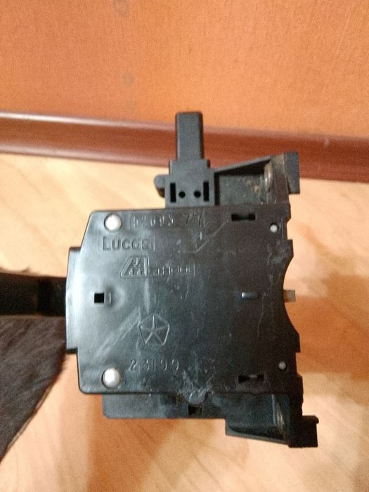 Продам переключатель поворота (гитару) на jeep grand Cherokee wj