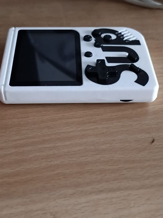 Consola Portátil SUP com 400 jogos