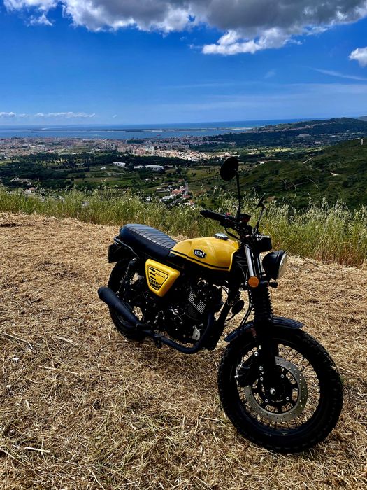 Mota Bullit Bluroc Legend 125