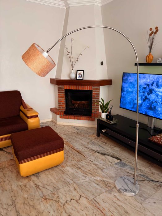Candeeiro de arco c/ base mármore - Elegante - pouco uso