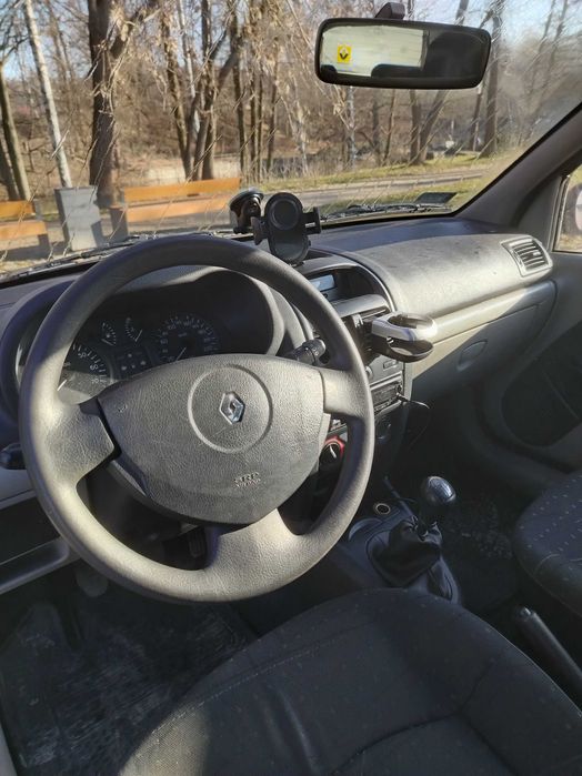 Sprzedam auto Renault Clio 1.4 16V