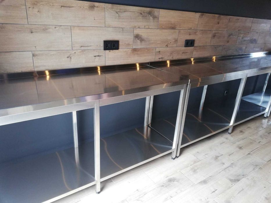 Столи з нержавіючої сталі. Мийки, полиці, стелажі з нержавійки