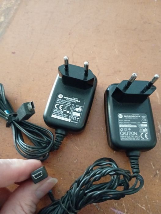 Vendo carregador para telemóvel