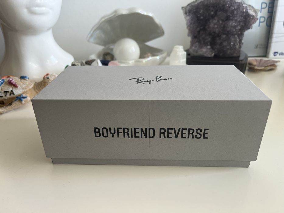 Oculos de sol Ray-Ban modelo Boyfriend Reverse em preto