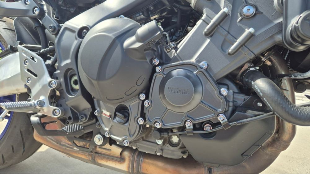 Офіційна Yamaha mt-09sp