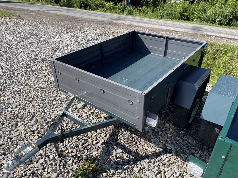 Новий причіп АМС-550 до Авто