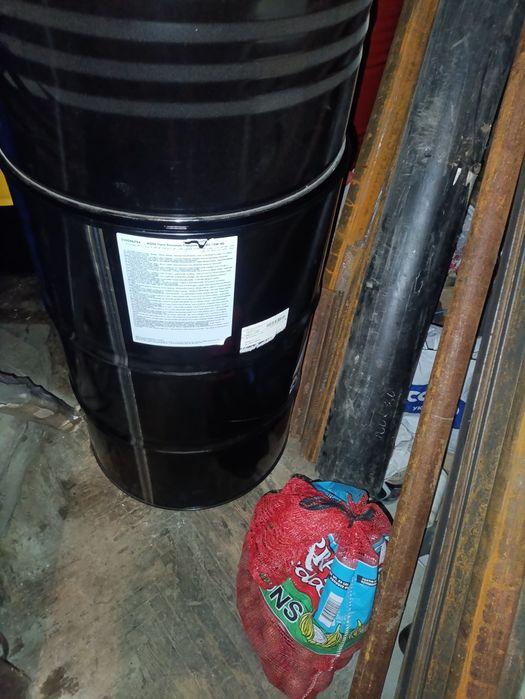 Бочки на 200 л на солярку, бензин є кількість
