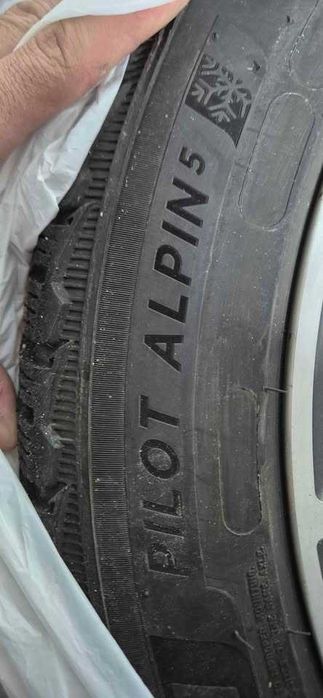 Jantes Mustang 235/50R18