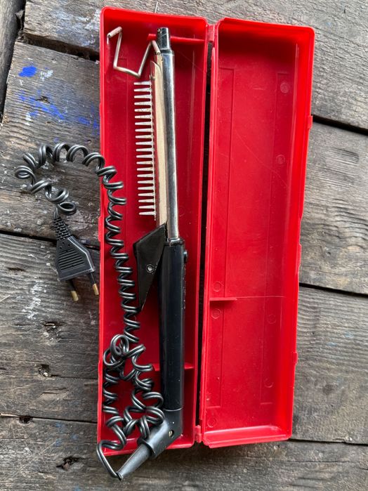 Шикарная Плойка-расческа на подставке (винтаж)»Чарівниця»