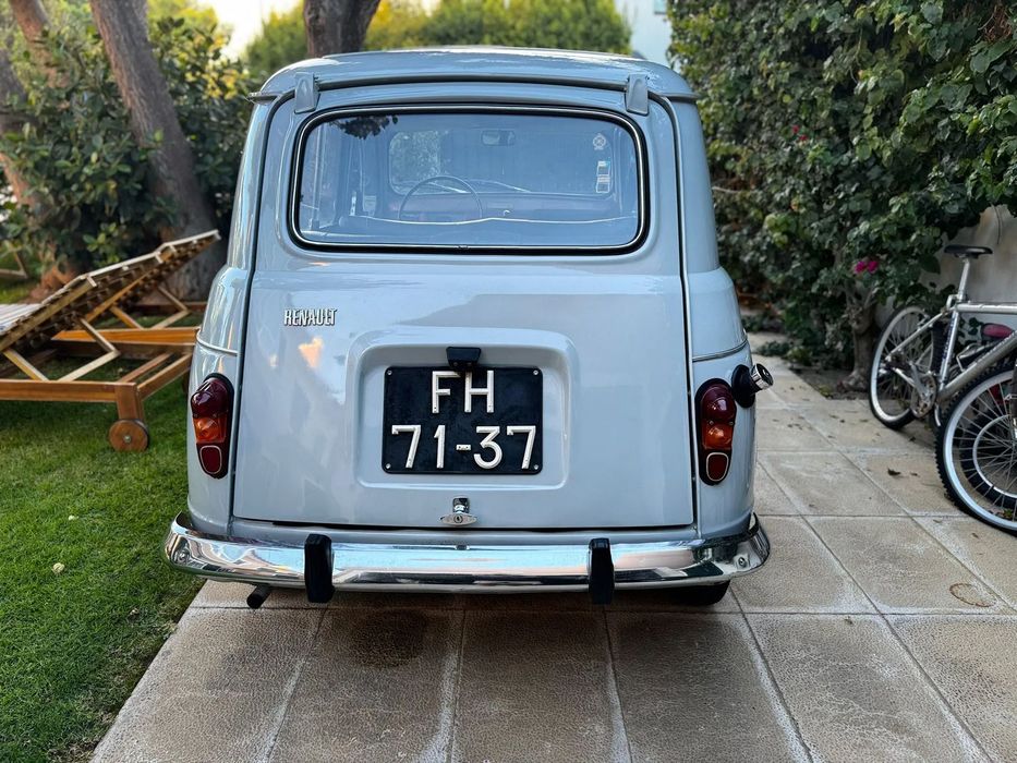Renault 4
