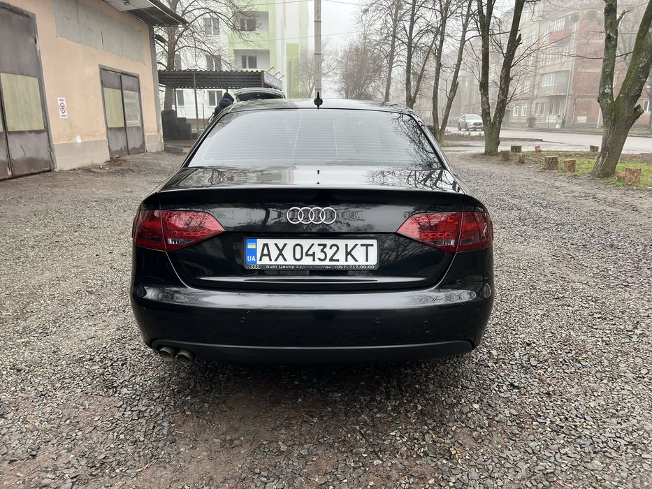 Продам Ауди А4Б8