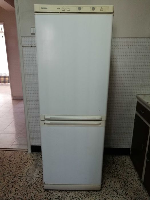 Frigorífico M lavar roupa tanque